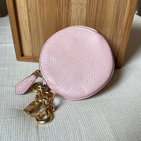 Coach x Disney Box Crossbody With Cruella Motif NWT & 101 Dalmatians Coin Purse - Picture 14 of 17